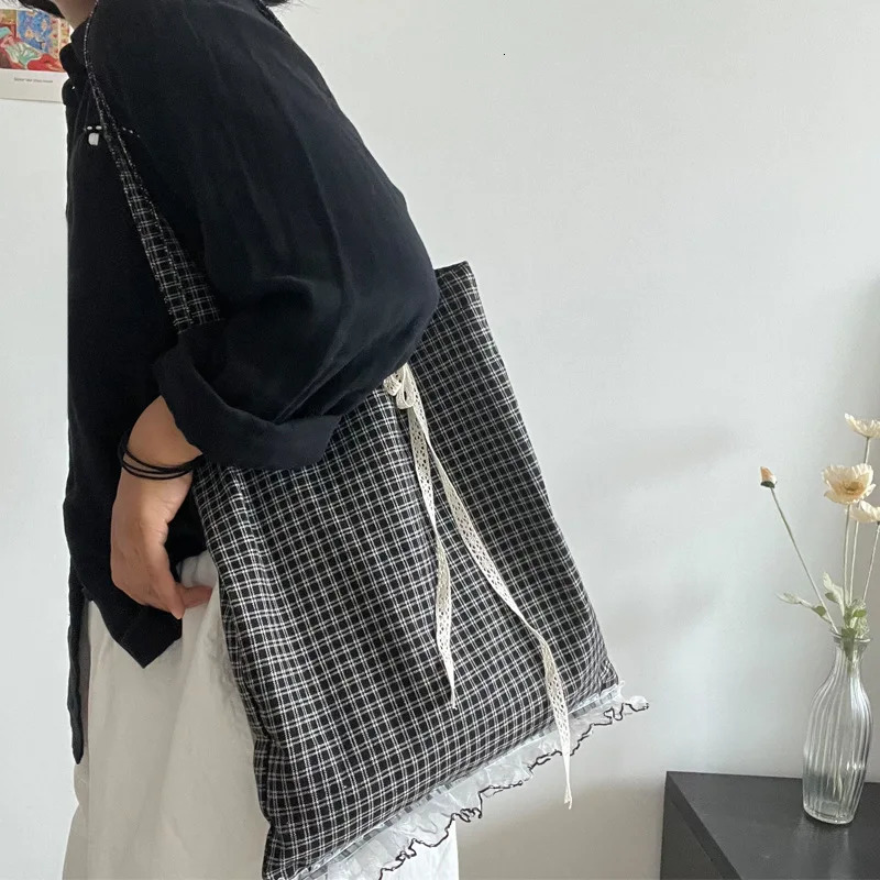 Retro Plaid Sweet Lace Womens Shoulder Bags Casual Portable Ladies Shoppping Bag Lightweight Travel College Tote Handbags 251029