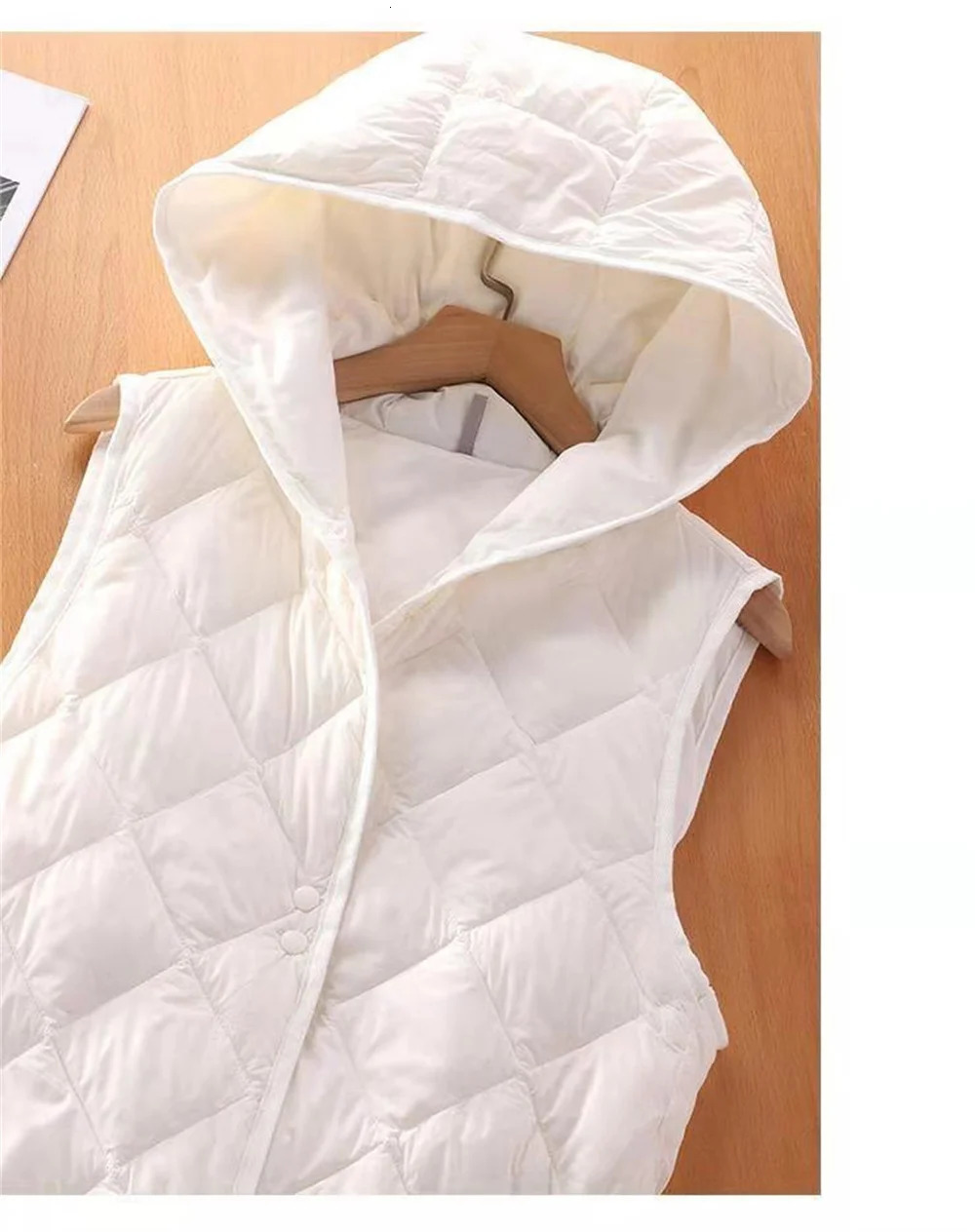 Women Autumn Winter Short Loose Hooded Sleeveless Jacket Solid Outwear Female Cotton Waistcoat Ultra Light Down Vest 251029
