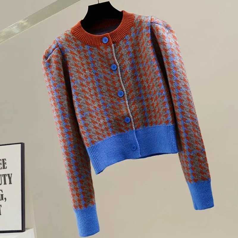 Knit Tops for Woman Cardigan Crop Red Womens Sweater Short Graphic Long Sleeve New Knitwear Harajuku Fashion Tall Streetwear InT251028