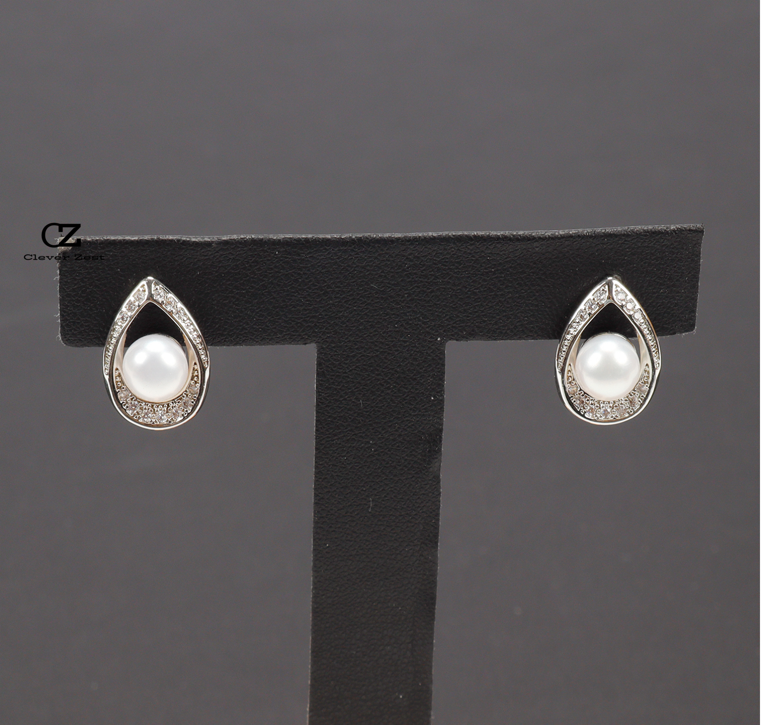 Natural White Pearl Teardrop Stud Earrings 14K Gold-Filled Fashion Versatile and Trendy Anniversary Gift Bestie Gift