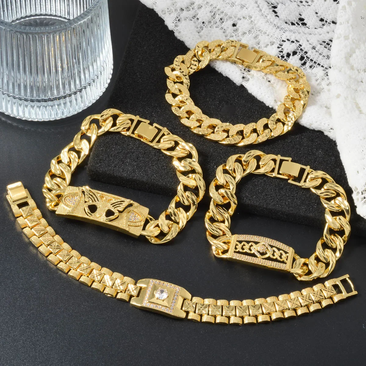 Elegant Copper Jewelry Bracelet Collection Charm Bracelets for Women Fashion Gift Idea Trendy Accessories 251028
