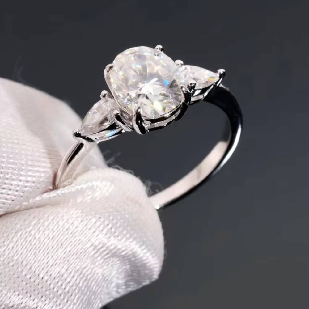 Classic Basic Timeless Oval Cut VVS Moissanite Ring Luxury Custom Moissanite Engagement Ring Half Eternity Ring