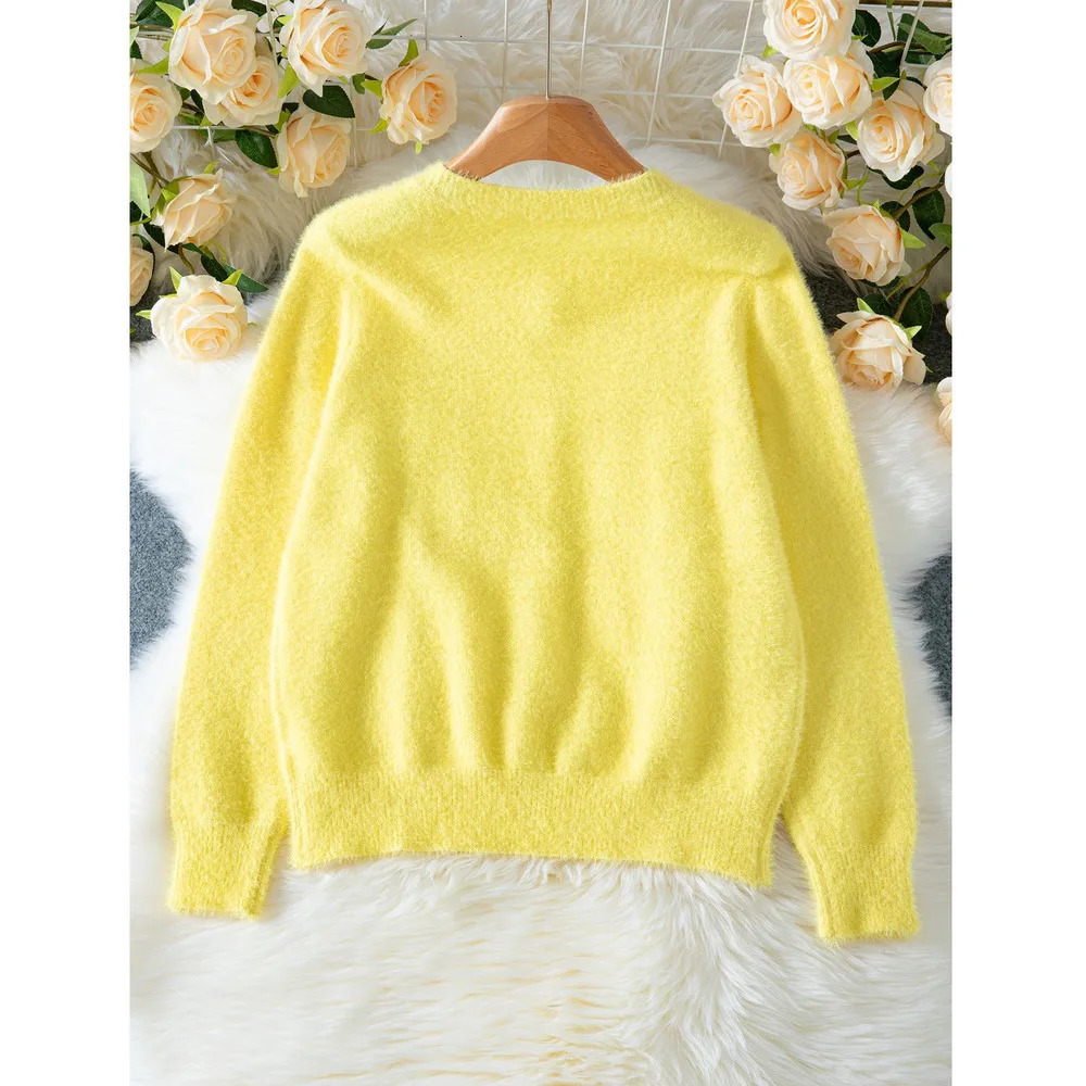 Autumn Winter Fashion Yellow Cardigan Women Heart Button Long Sleeve Knit Sweater Outerwears 251029