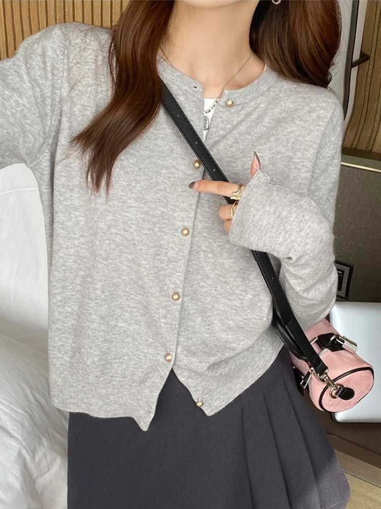 Autumn Elegant Solid Color Sweater 2025 Classic Casual Womens Knitwear Fall Women Long Sleeve Elegant Cardiagn SweaterT251028