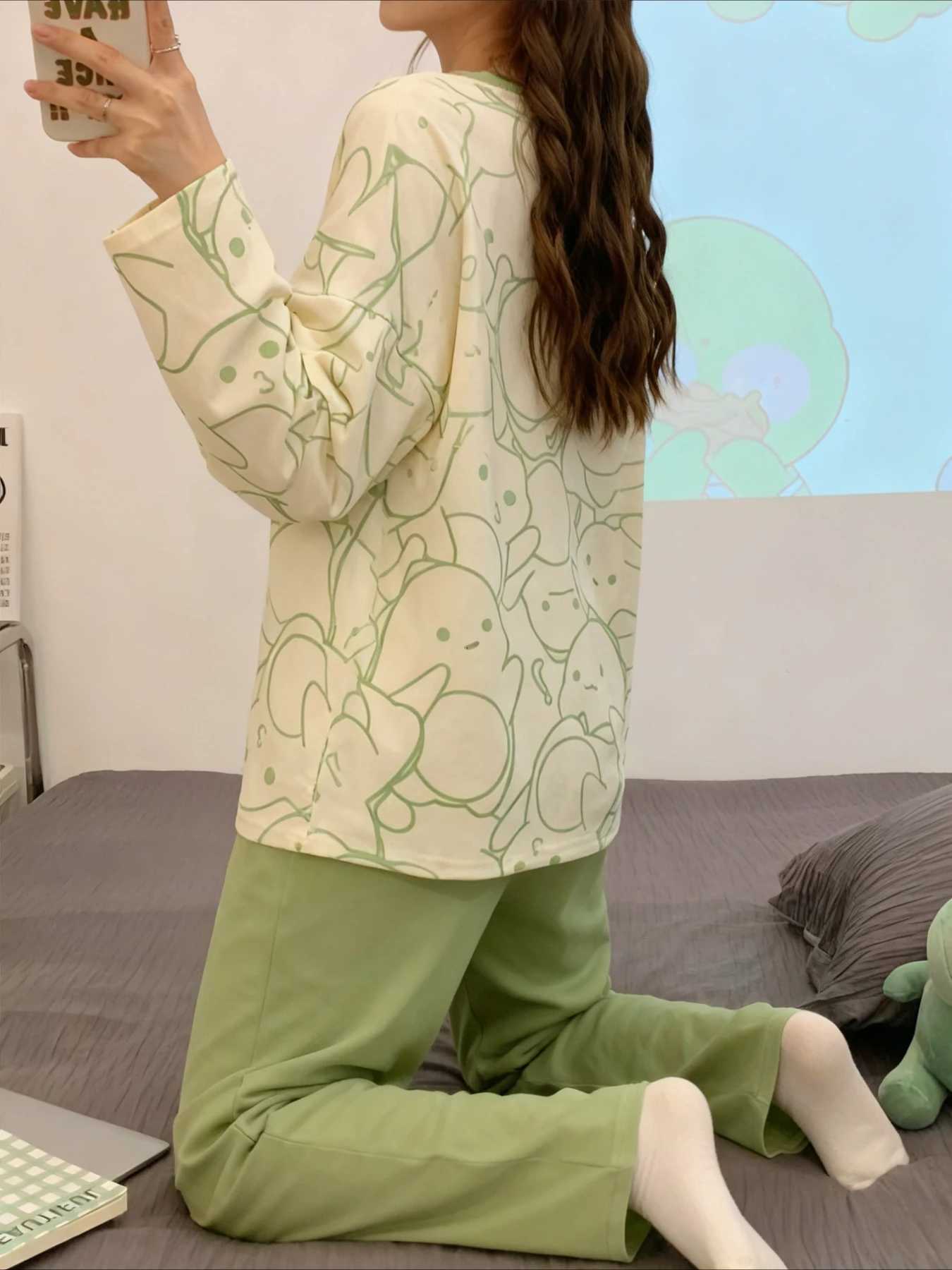 2Piece Womens Casual Pajama Set Dinosaur Print LongSleeve Top Long Pants Suitable for All SeasonsT251029