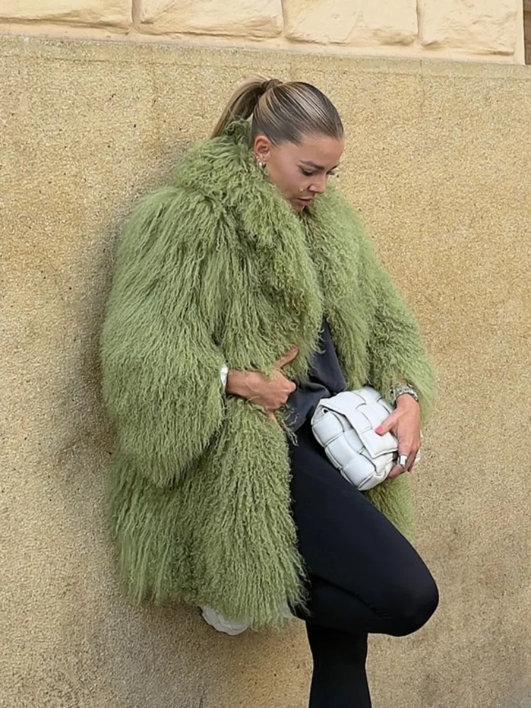 Elegant Green Faux Fur Short Jacket Women Chic Long Sleeve Loose Cardigan Jackets Lady Winter Daily Vacation Street Outwear 251028