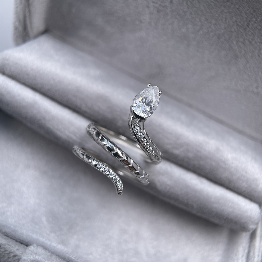 TaiYang 0.8ct Teardrop Moissanite Snake Ring for Women, Adjustable Luxurious 925 Sterling Silver Wedding Engagement Diamond Ring with Moissanite Certi