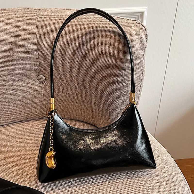 Luxury Retro Green Underarm Bag Women Fashion Chain Pendant One Shoulder Crossbody Bags Temperament Red Bridal Handbags W251029