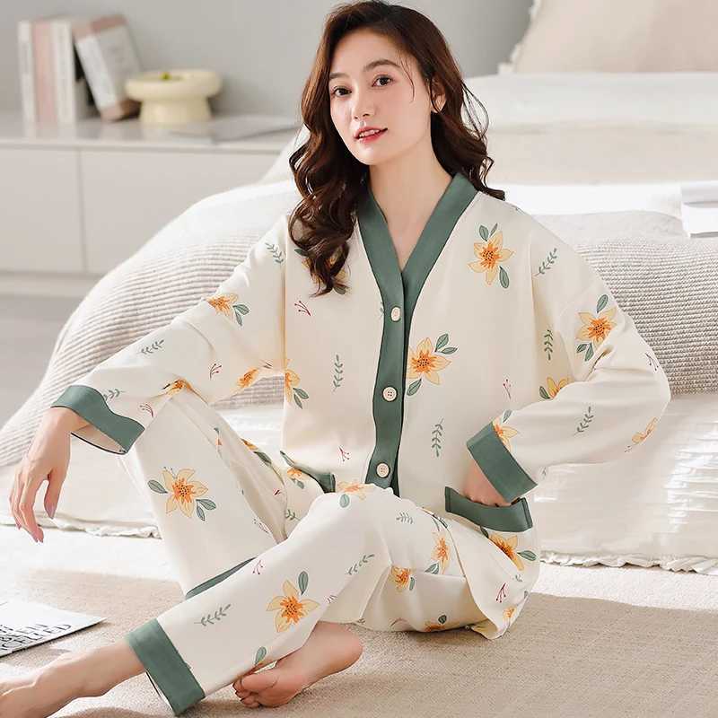 Autumn Women VNeck Pajamas Sets Fashion Print Cotton Female Pyjamas Two Pieces Shirts Pants Nighties Big Yards 5XL SleepwearT251029