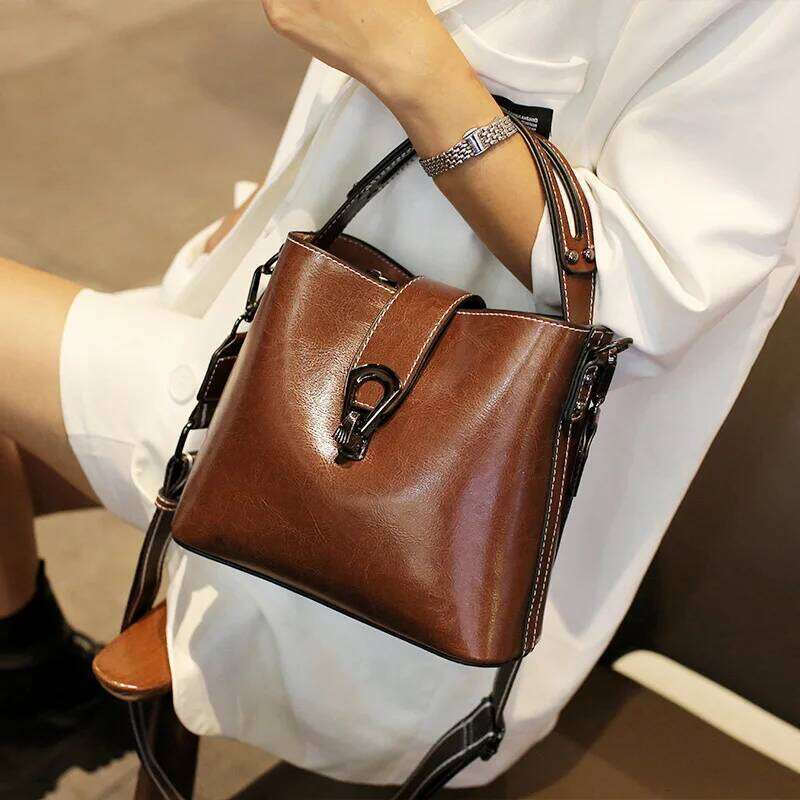 Real Cowhide Leather Women's New Bucket Lady Fashion Single Shoulder Messenger Bag Versatile Handbag Casual Crossbody Bags