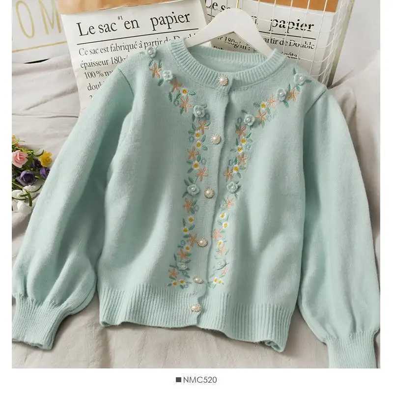Sweater Cardigan Female 2023 Spring and Autumn Cardigan Women Embroidered Loose Knitted Sweater Women Single breasted SweaterT251028
