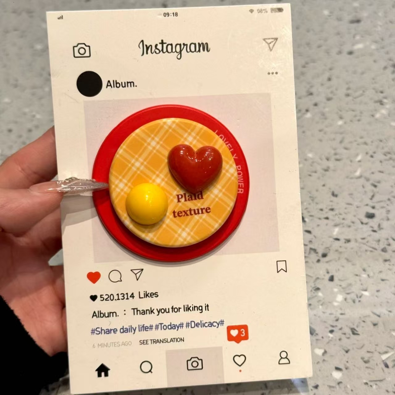 Korean Style Simple Plaid Heart Magnetic Stand Compatible with iPhone 16 Pro Max Apple 15 Phone Case 14 New Model