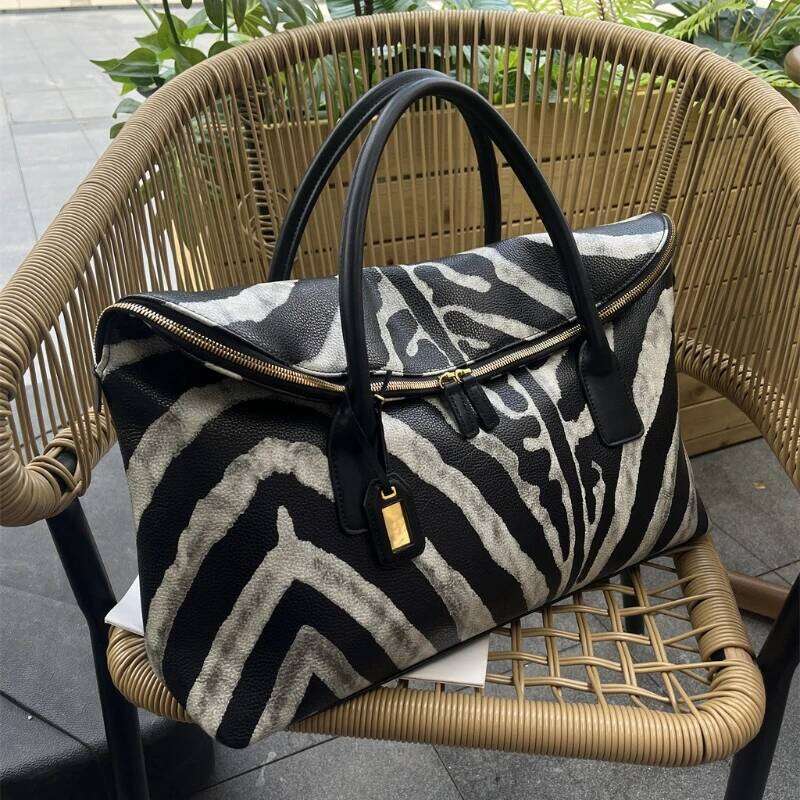 Designer Handbag Women 2025 New Fashion Zebra Stripes Large Capacity Travel High Quality Novelty Chic Shoulder Bag