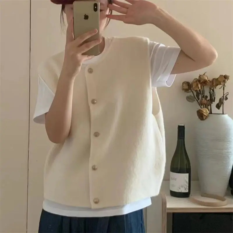 2025 Spring Fall Korean Fashion Round Neck Sweater Vest Solid Color Knitted Tank Top Sleeveless Cardigan Waistcoat Knitwear 251029