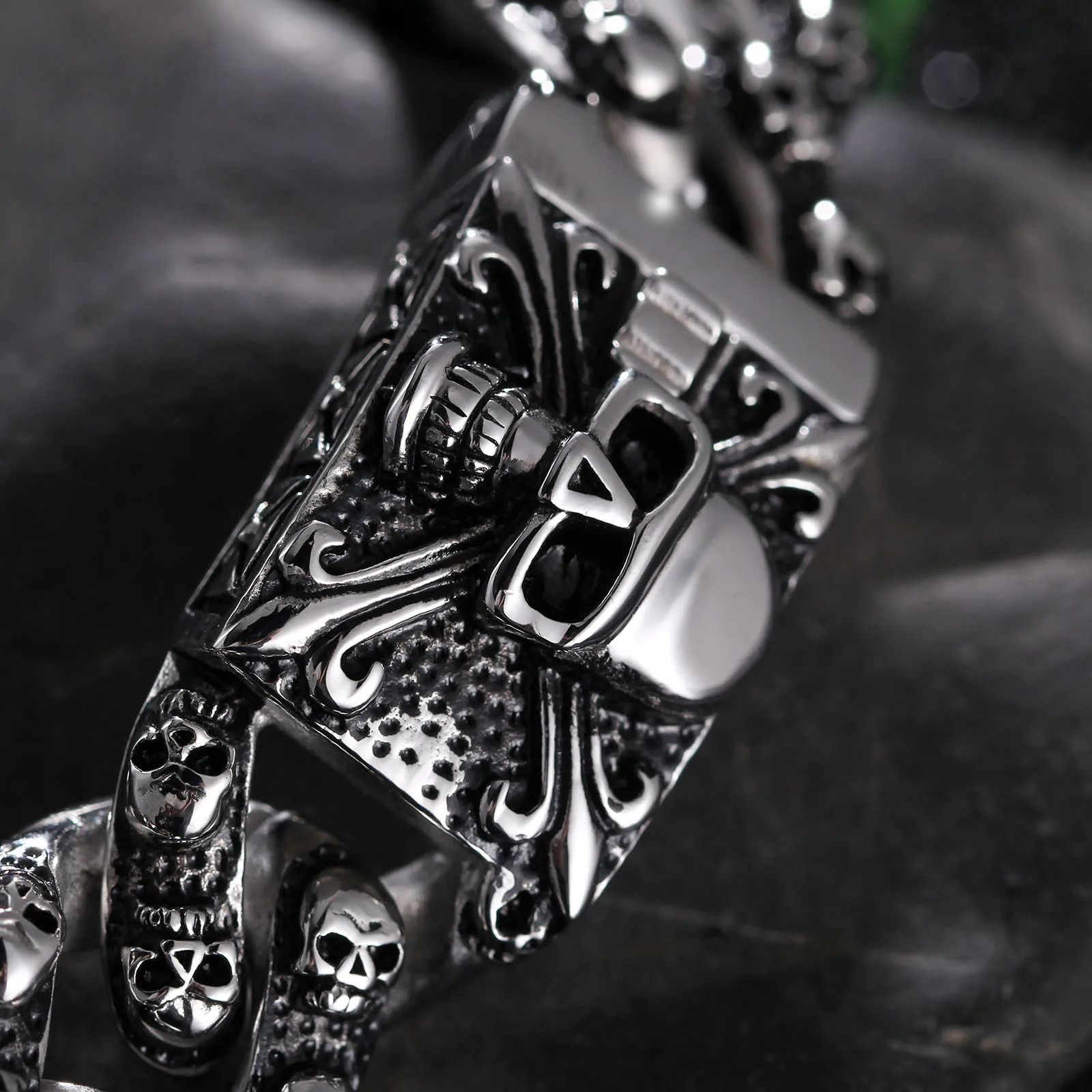 20mm Fashion Male Skeleton Chain Bracelet Stainless Steel Retro Cross Vintage Black All Skull Chain Bracelets Jewelry 251028
