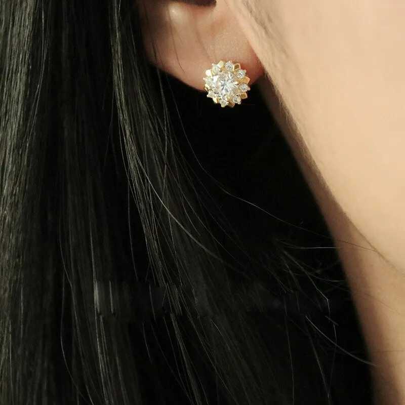 Huitan Luxury Gold Color Stud Earrings with Cubic Zirconia Ear Piercing Girls Accessories Fashion Earrings for Women New JewelryW251029