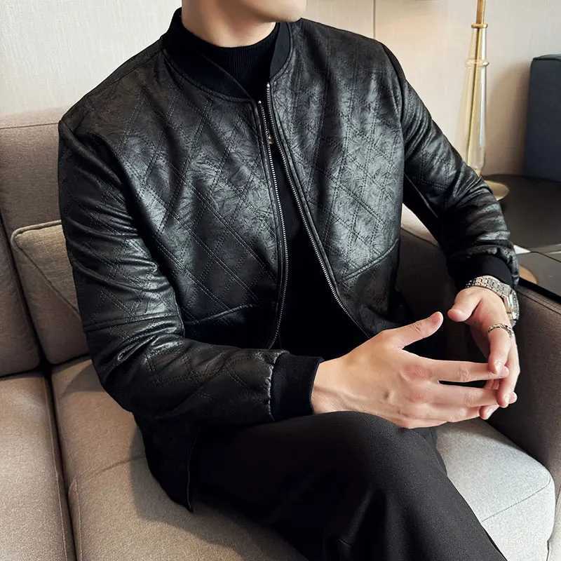 Autumn Fashion Plaid Stand Up Collar Leather Jacket for Men Highend Motorcycle Bike Jacket Casual Business Short Jacket 2024T251029