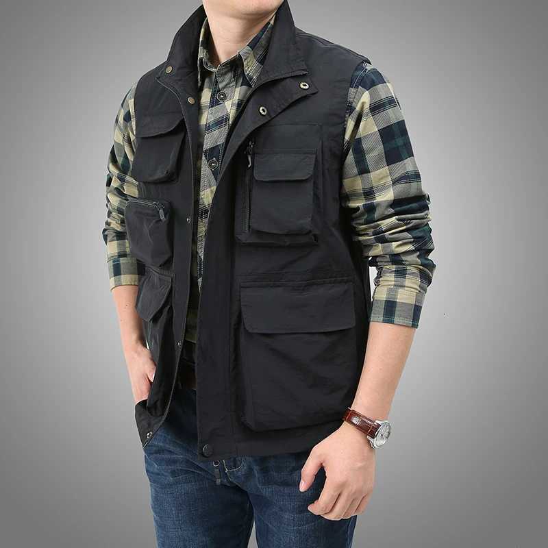 Cargo Waistcoat Men Outdoor Multipocket Fashion Waistcoat Breathable Coat Every Fashion Handsome Mens Wear High Quality Coat W251029