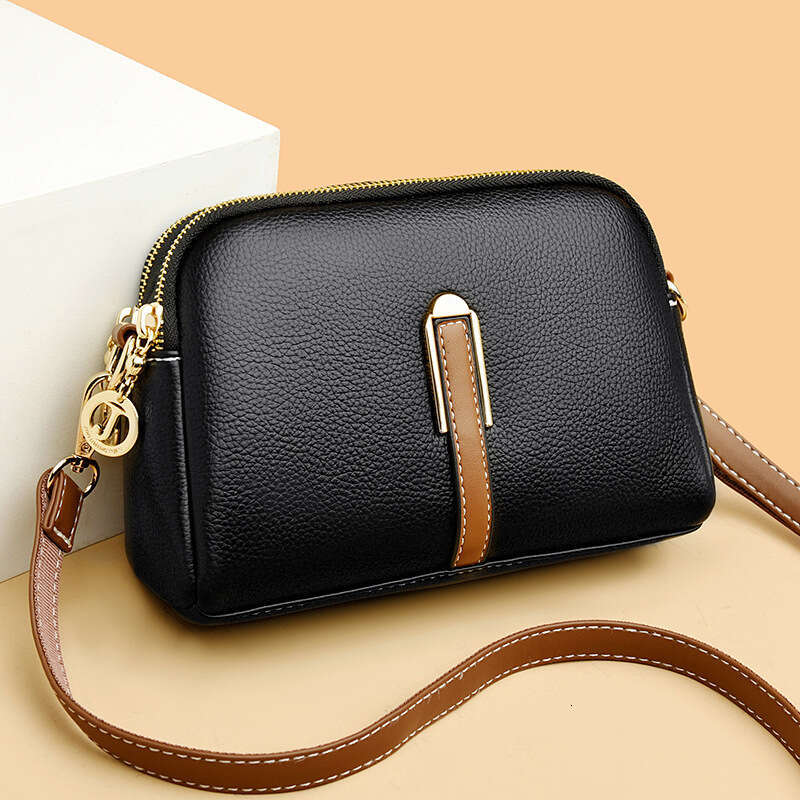 Women's 2025 New Spring Summer Shell Korean Style Simple Shoulder Coin Purse Textured Fashionable Crossbody Small Bag Designer Bag For Women