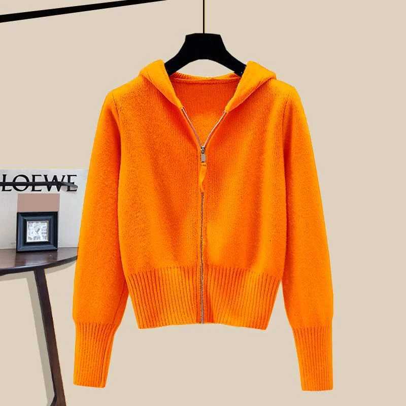 Women Autumn Winter Long Sleeved Double Zipper Soft Waxy Cardigan Sweater With Hat Design Feeling Top Female Hooded Sweater CoatT251028