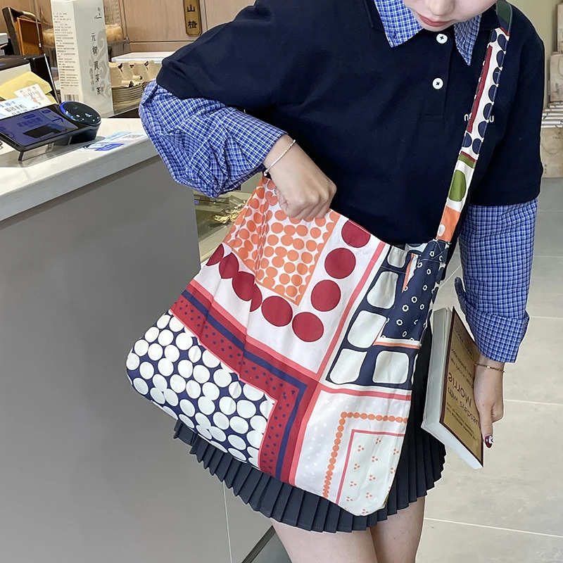 Tang Candy Polka Dot Large Capaci Womens Crossbody Bag Faionable Canvas Tote Bag for Casual Ocns 251029