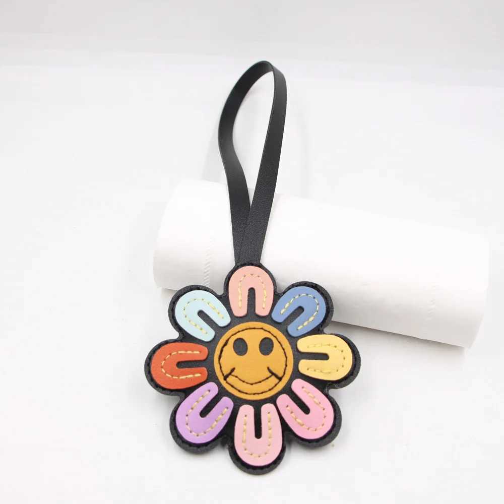 Creative Sunflower Leather Keychain Accessories Charm Key Ring Bags Pendant Handbag Girls Gift Birthday RetailW251029