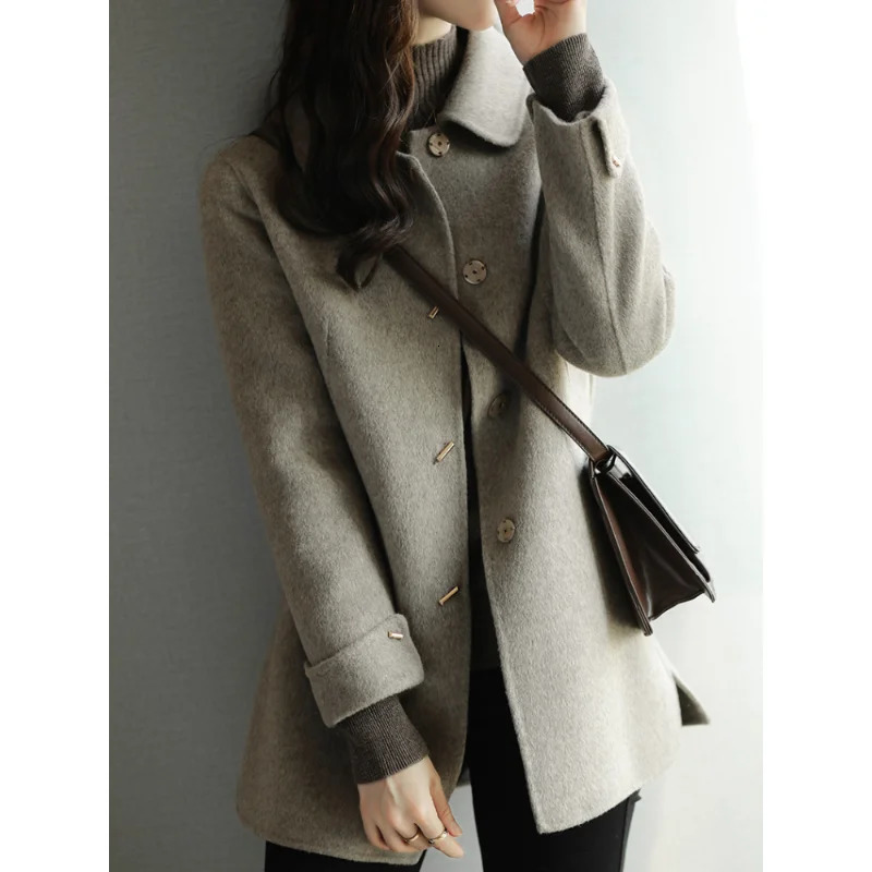 Woolen Coat Slim Fashion Office Lady Square Collar Single Breasted Winter Coats for Women Widewaisted Pocket Black Coat 251029