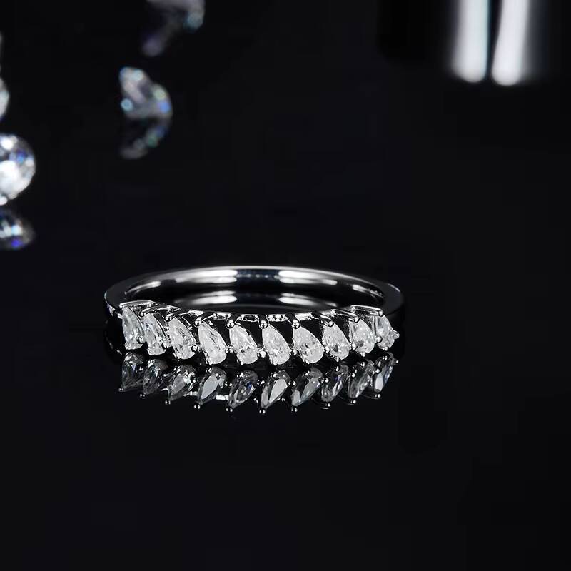 New Design 925 Sterling Silver Moissanite Diamond Wedding Ring D Color VVS Pear Cut Moissanite Ring for Women Gift