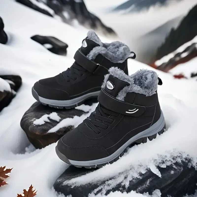 Snow Boots for Men Casual Winter Shoes New Platform Nonslip Warm Fur Ankle Boots Plush Combat Outdoor Hiking Motorcycle Boots Z251029