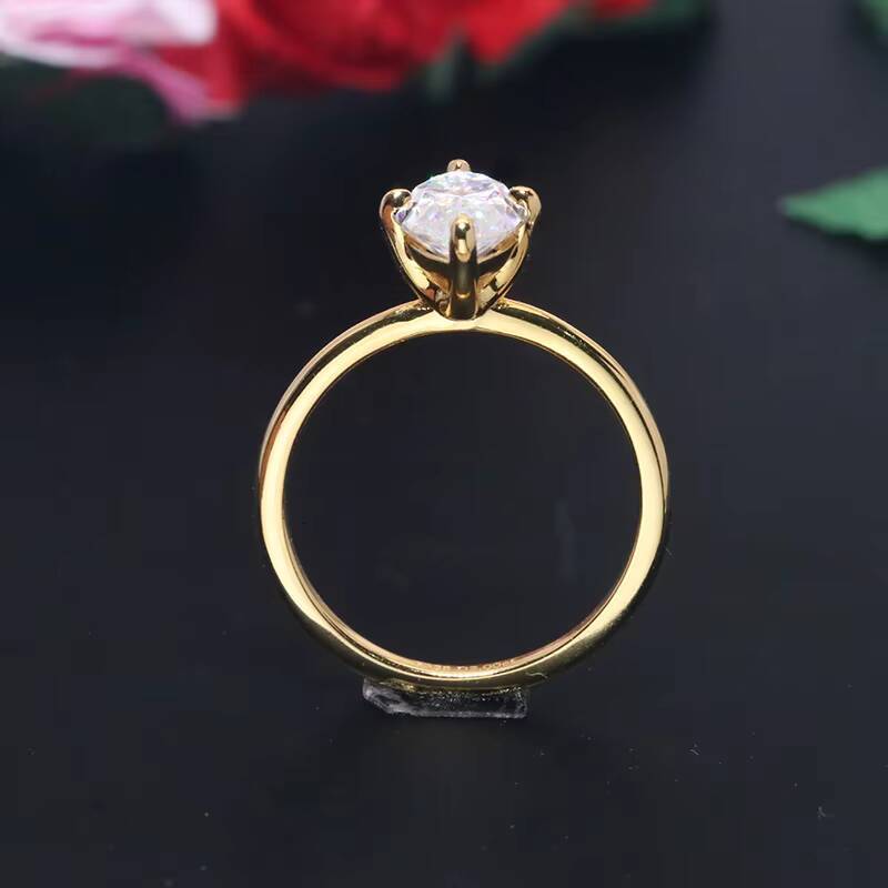 Yingma Fashion Jewelry 925 Sterling Silver 14K18K Yellow Gold 7x9mm Two Carats Oval Moissanite Rings