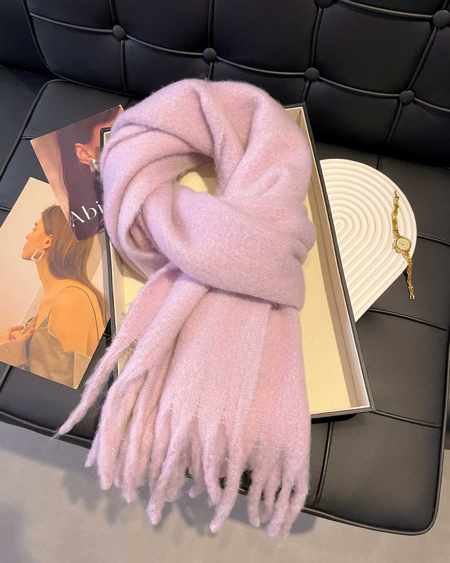 Mint Green Scarf Autumn And Winter Female Atmosphere Feeling Plush Thickened Warm Send Girls Shawl New Style 2025
