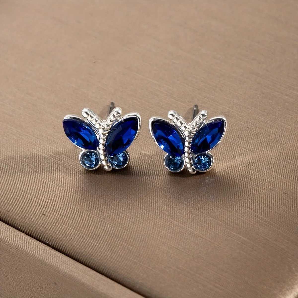 Luxury Fashion Trend Inlaid Blue Zircon Butterfly Shape Earrings for Women Elegant Simple Creative Anniversary Gift JewelryW251029