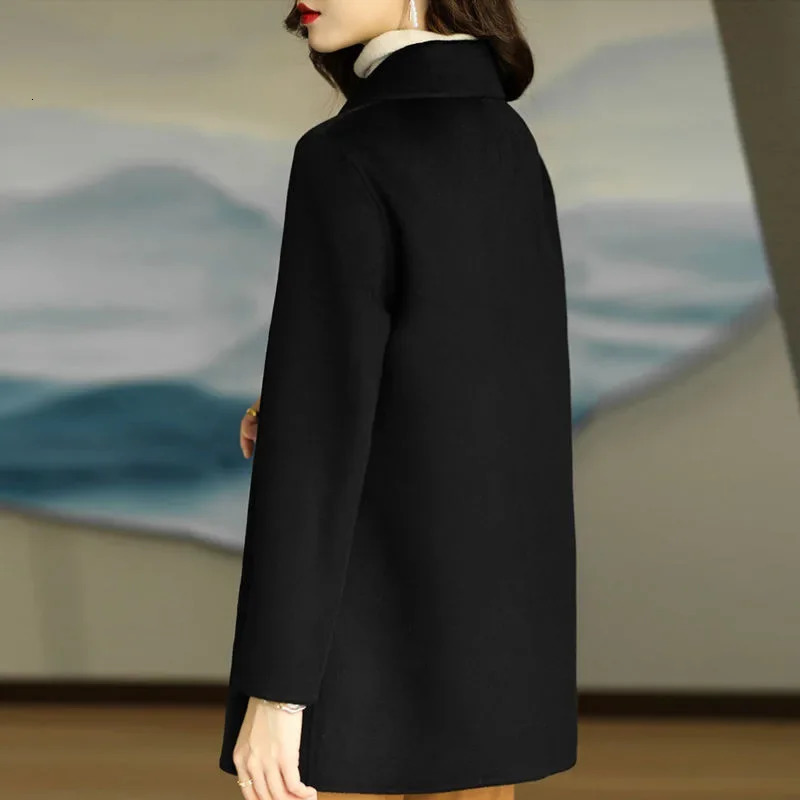 Korean Style Elegant High End Autumn Winter Coat Medium Length Slimming Doll Collar Small Size Woolen Jacket for Women 251029