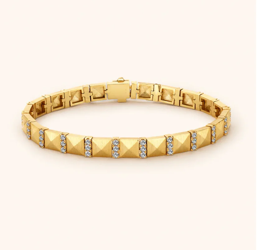 2025 New Gold Plated Geometric Triangle Rivet Bracelet Micro Paved Bling Cubic Zirconia For Women High Quality Fashion Jewelry