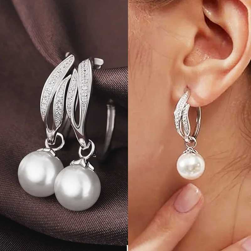 925 Silver Light Luxury Pearl Micro Inlaid Zircon Geometric Earrings Elegant and Highend Personalized Temperament JewelryW251029