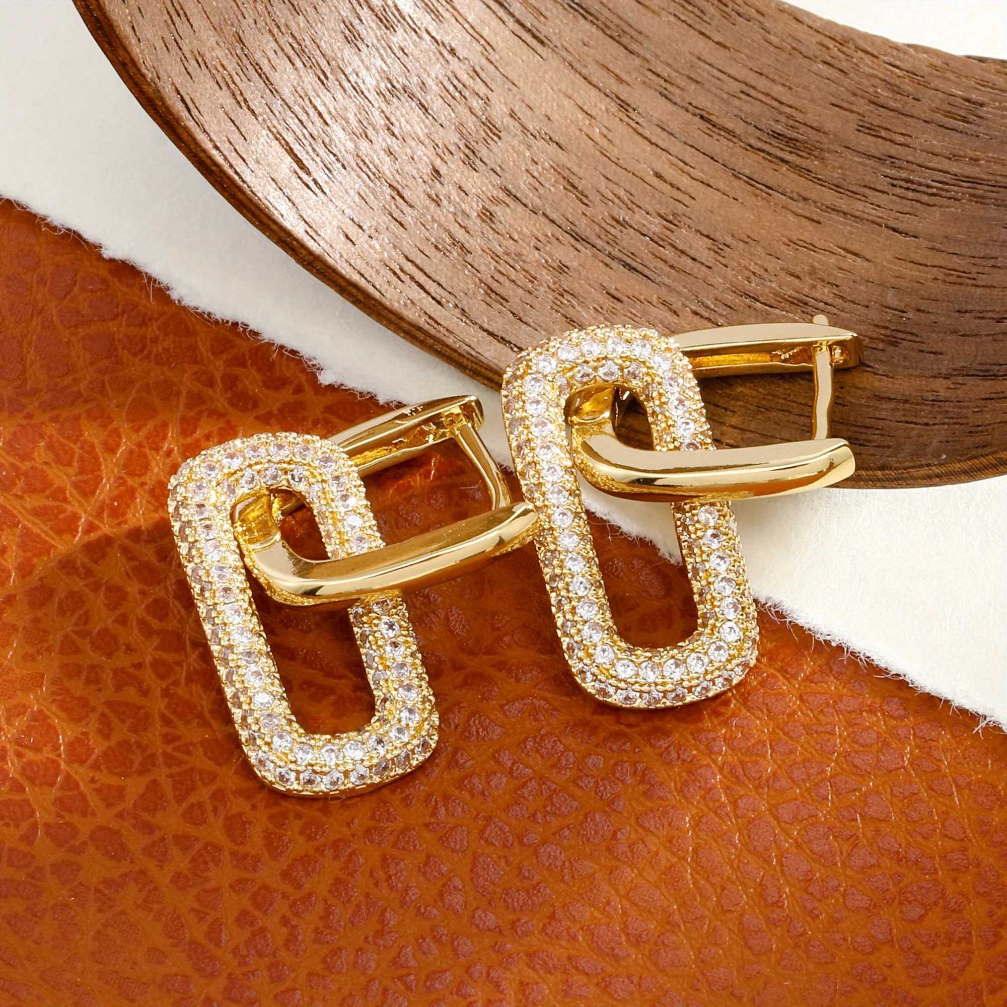 2024 Popular Fashion Light Luxury Oval Double Hoop Earrings Womens Hip Hop Rock Party Gifts Accessories Fine JewelryW251029