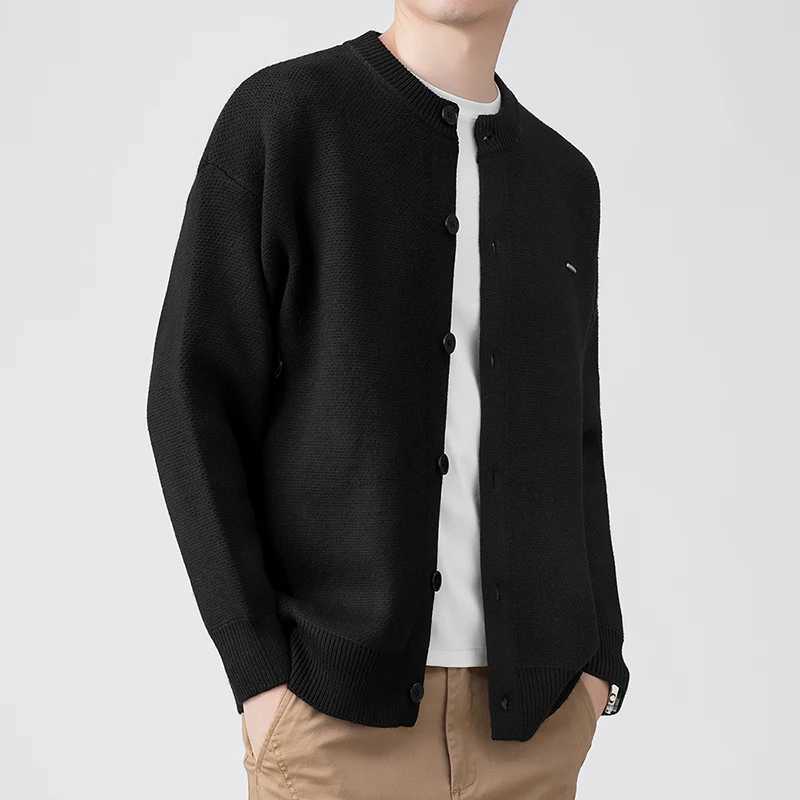 Knitted outerwear for men Spring and Autumn 2025 new trend versatile cardigan mens casual jacket couples autumn outfit J251029