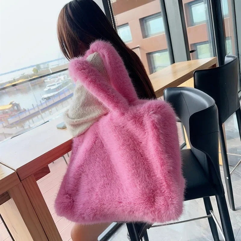 Faux Fur Womens Large Shoulder Bags Winter Fluffy Ladies Shopping Bag Fashion Soft Plush Female Casual Tote Handbags 251029