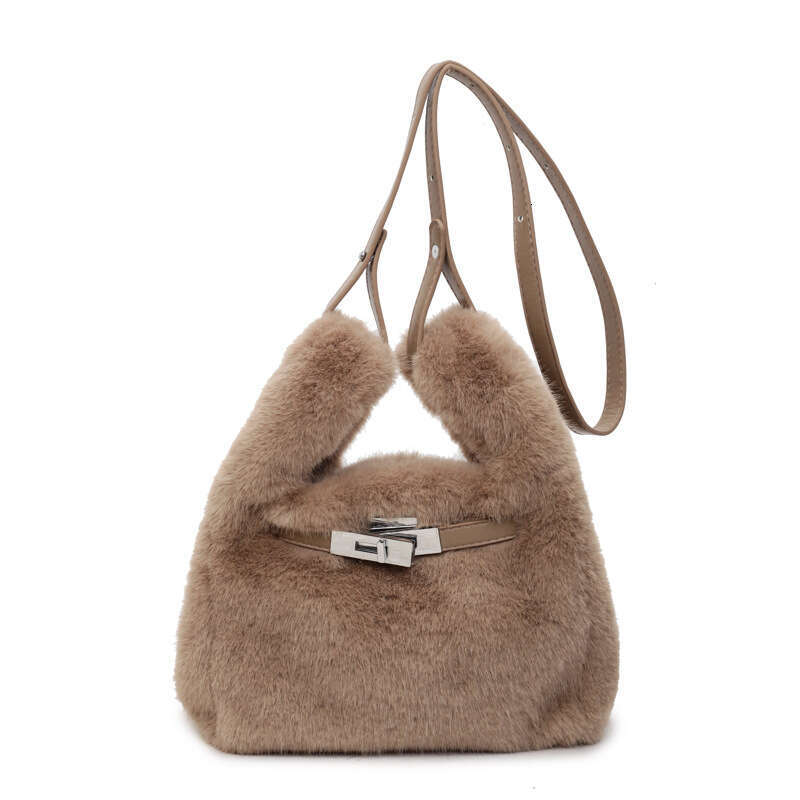 New Lock Buckle Handheld Bucket Autumn Winter Atmosphere Plush Shoulder Korean Version Fluffy Crossbody Bag