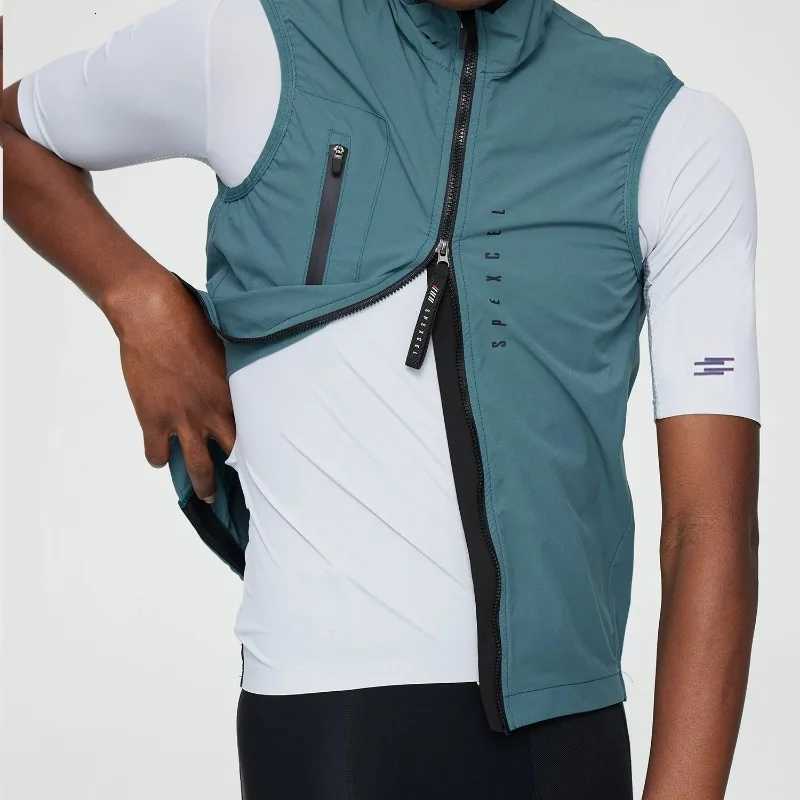 Latest Model Classic Lightweight Windproof Vest Mens Wind Stretch Fabric with Two Way Zipper Versatile Tops for Mens Clothing W251029