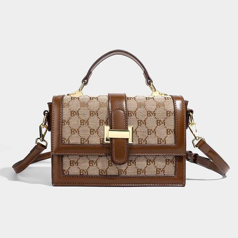 Luxurious HandBags Wen Vintage Purse Plush Tassel Messenger Bags Tote Bost Shoder Crossbody Bag D251029