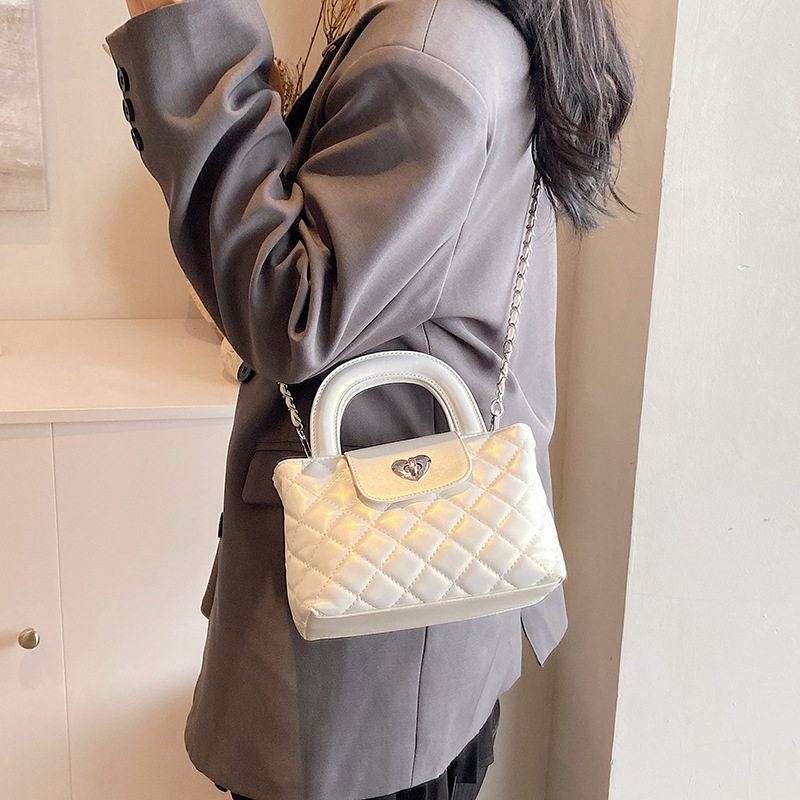 Fashions Bag 2025 Quilted Chain Strap Bag for Women, Elegant Shoulder Crossbody Bag & Top Handle Purse, Luxury Textured Design Free Shipping