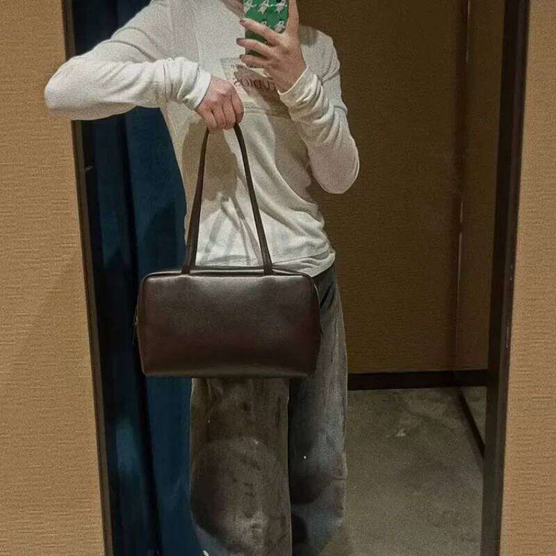 Designer Bags Light High Quality 2025 New Sheepskin Bowling Women's Soft Leather Handbag Underarm Shoulder Bag Hot Selling