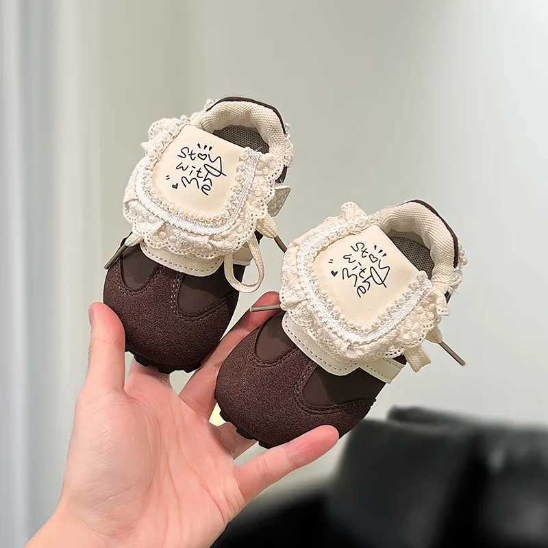 Children Casual Shoes for Girls 2025 Autumn New Fashion Korean Style Soft Bottom Antislippery Versatile Baby Walk Lace Sneakers C260130