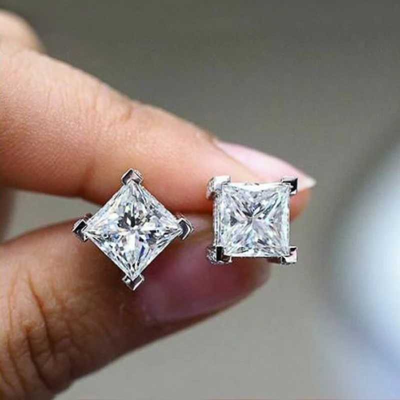 Huitan Simple Princess Square Earrings WomenMen Hot Accessories Piercing Luxury Inlaid AAA Cubic Zirconia Fashion Jewelry 2021W251029