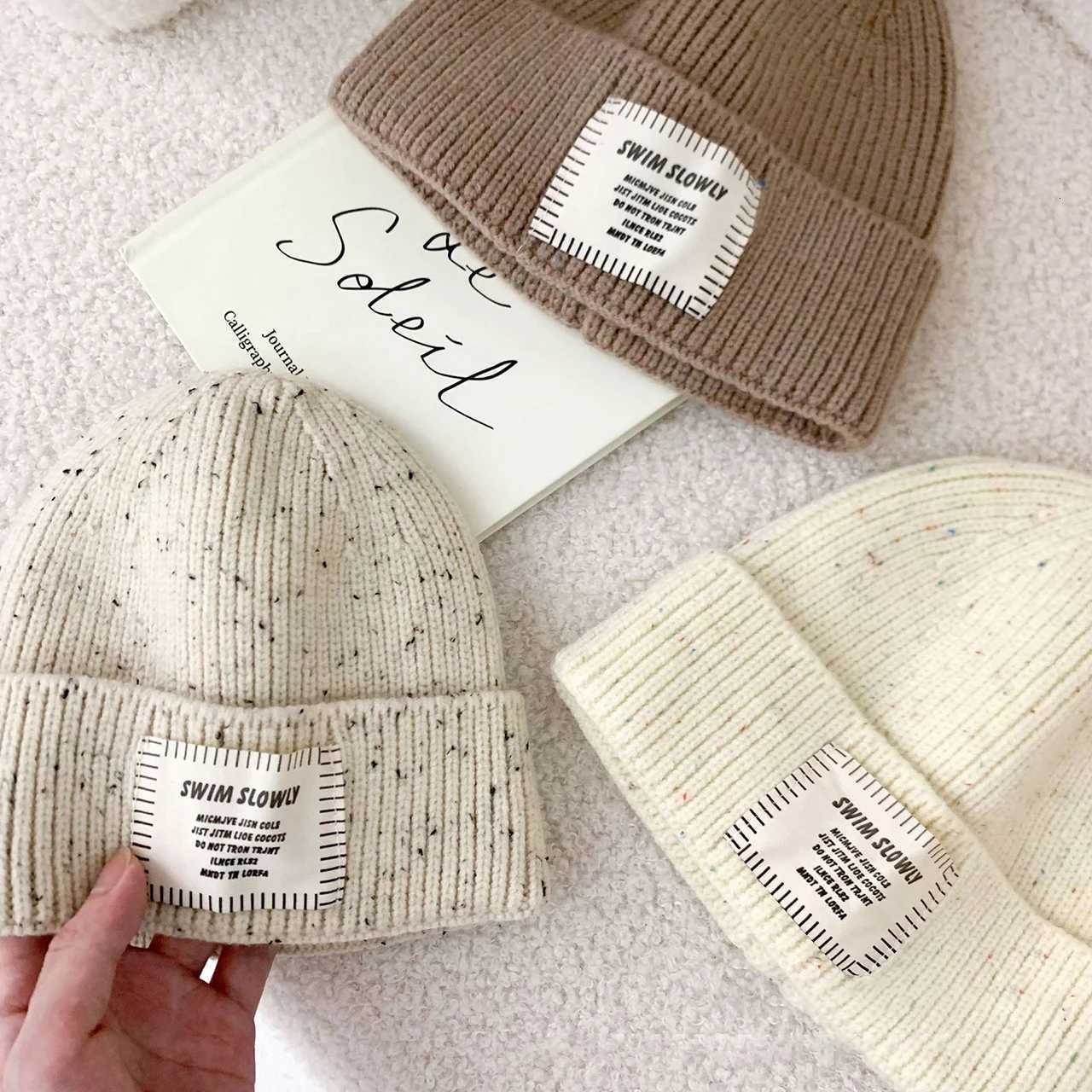 Colorful Woolen Knitted Hat for Children Warm Pullover Cap 26Year Boys Girls Winter Crochet Bonnet Fashion Simple Baby Beanie251028