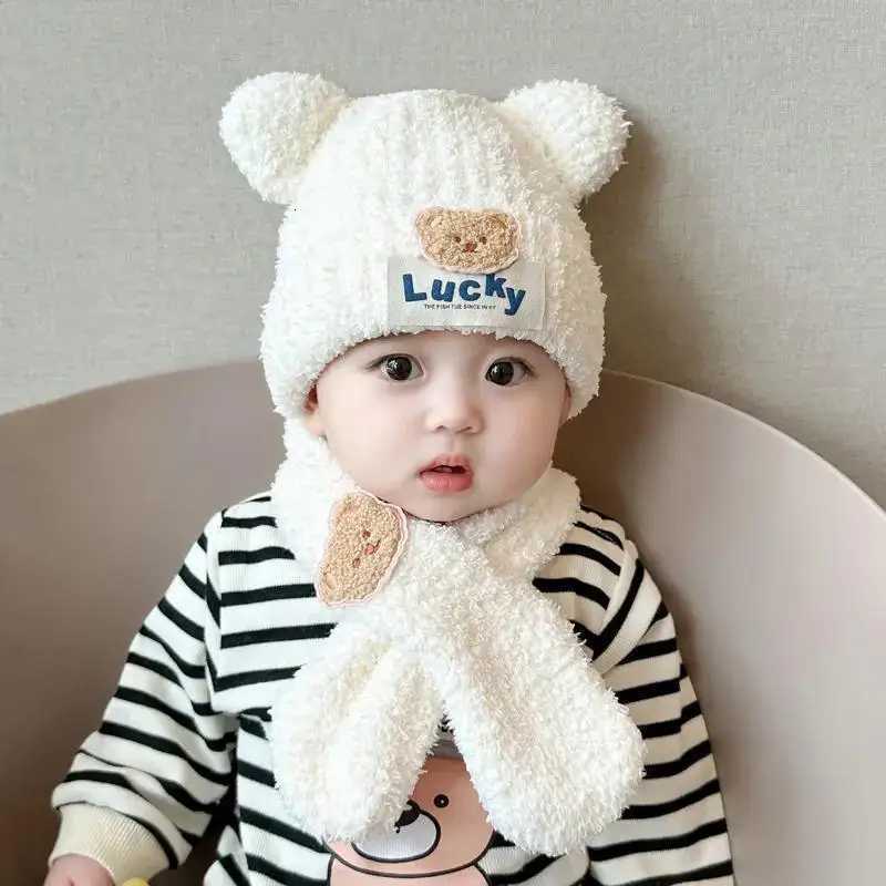 Suitable for winter baby hats baby hats childrens warm knitted plush onepiece hats boys and girls twopiece set251028