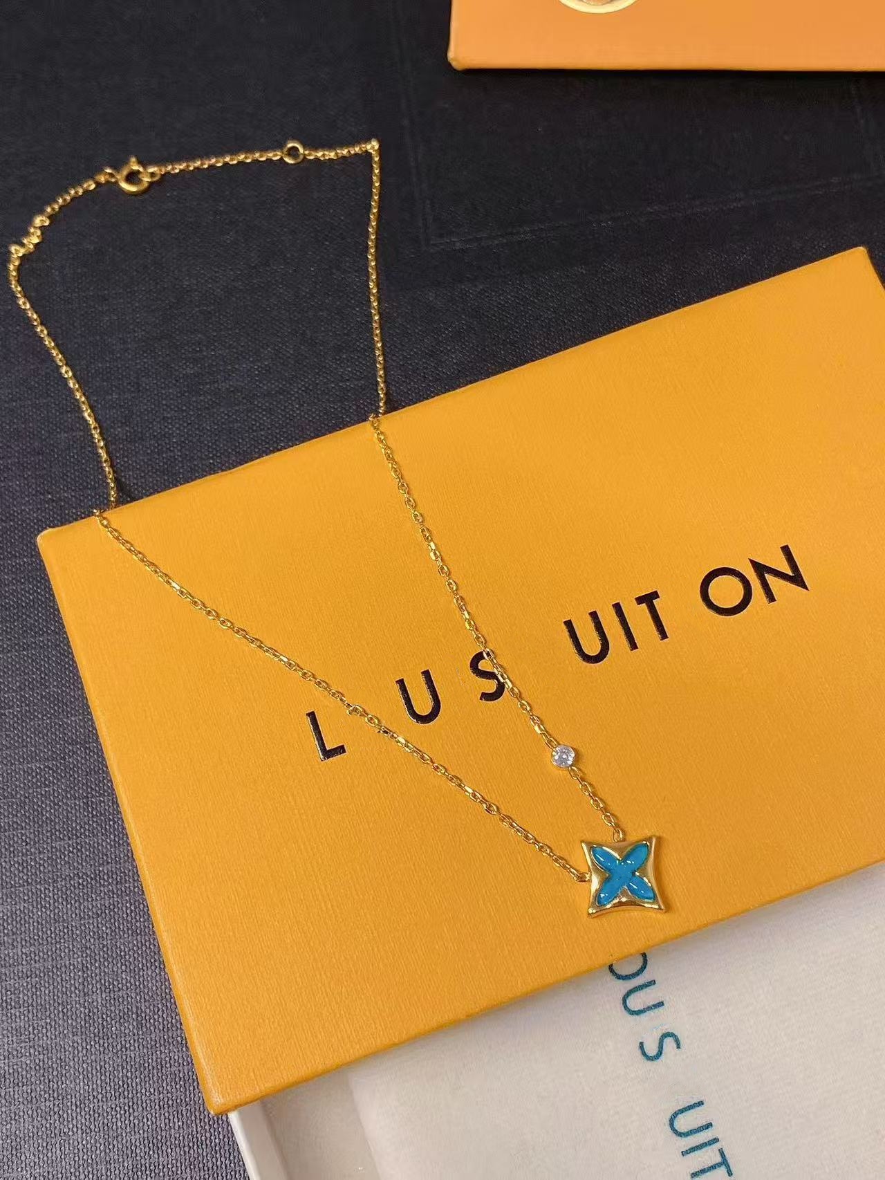 Luxury moissanite chain Pendant Chrome Necklaces New Vintage Pendant necklaces designer necklace Chain Couples Chain White Diamonds Chrme Jewelry