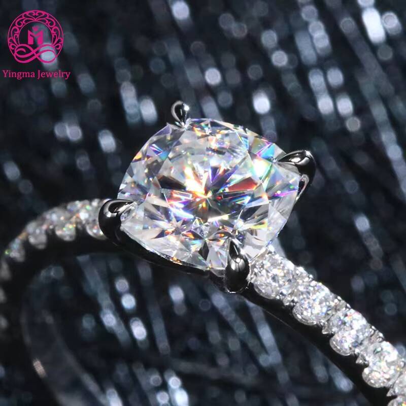 Custom Jewelry 9K 14K 18K Solid White Gold Ring Cushion 15ct Moissanite Diamond Ring for Wedding Engagement