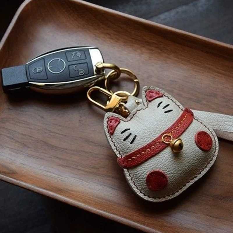 Trendy PU Leather Rocking Lucky Cat Keychain Cartoon Pony Animal Pendant Key Ring Charm Women Bag Decoration AccessoriesW251029